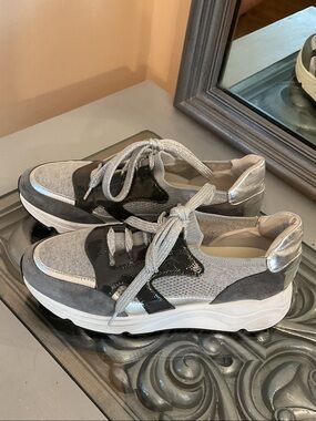 Vaddia US 9 EU 39 Bookie Women's Grey Mixed Material Athletic Sneakers